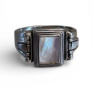 Premier Designs Silver Tone Ring with Mother of Pearl Inlay